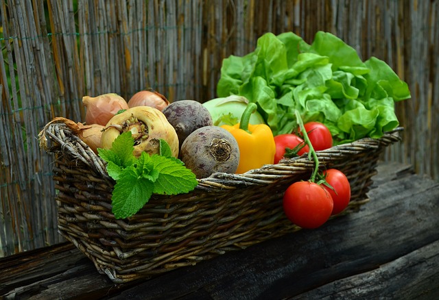 Jak kroić warzywa do sokowirówki?
