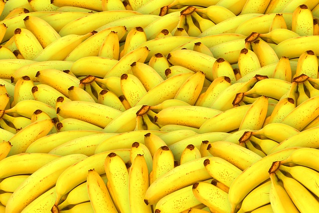 O jakiej porze dnia jeść banany?